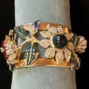 VTG Coro Book Piece Cabochon Rhinestone Corocraft Bracelet Carmen MirandaCamelia